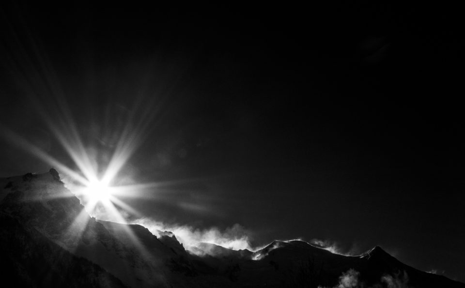Dark Moutain, photos noir et blanc depuis Chamonix